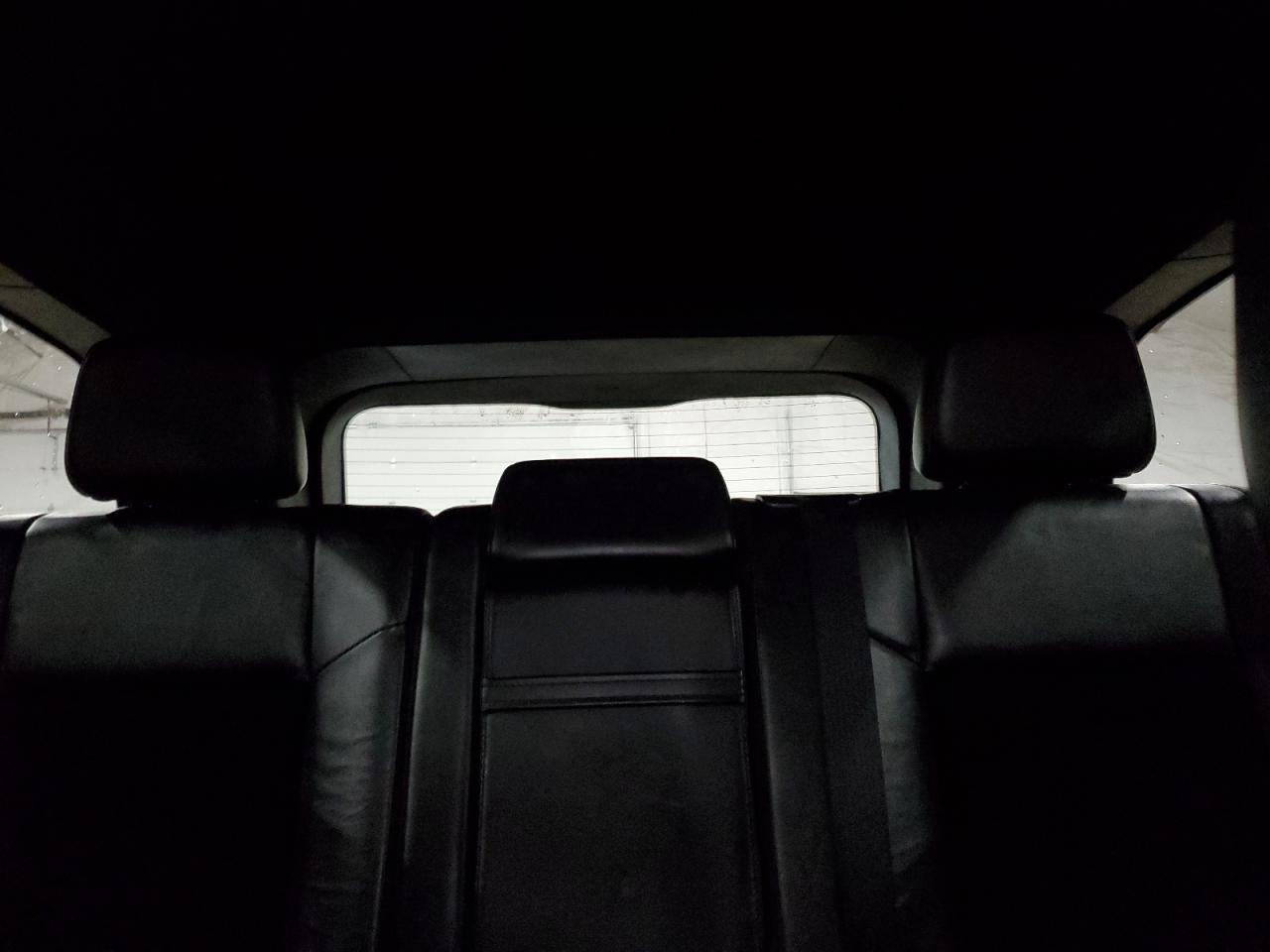 2017 Jeep Grand Cherokee - Image 10