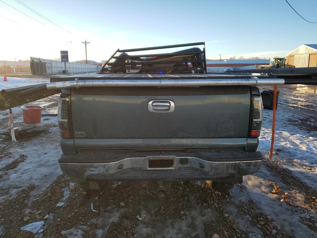 2007 Chevrolet Silverado - Image 6