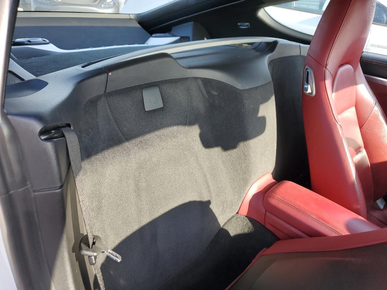 2018 Porsche Cayman - Image 10