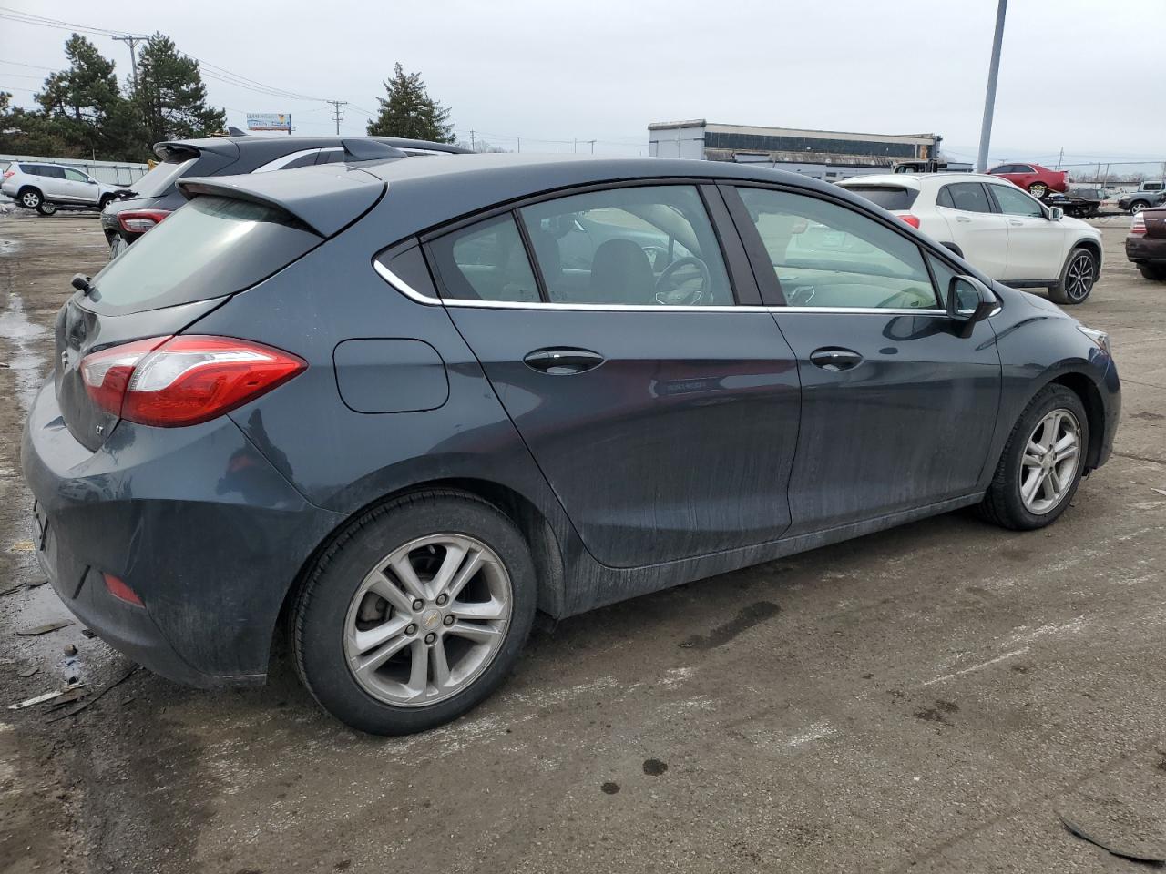 2017 Chevrolet Cruze - Image 3