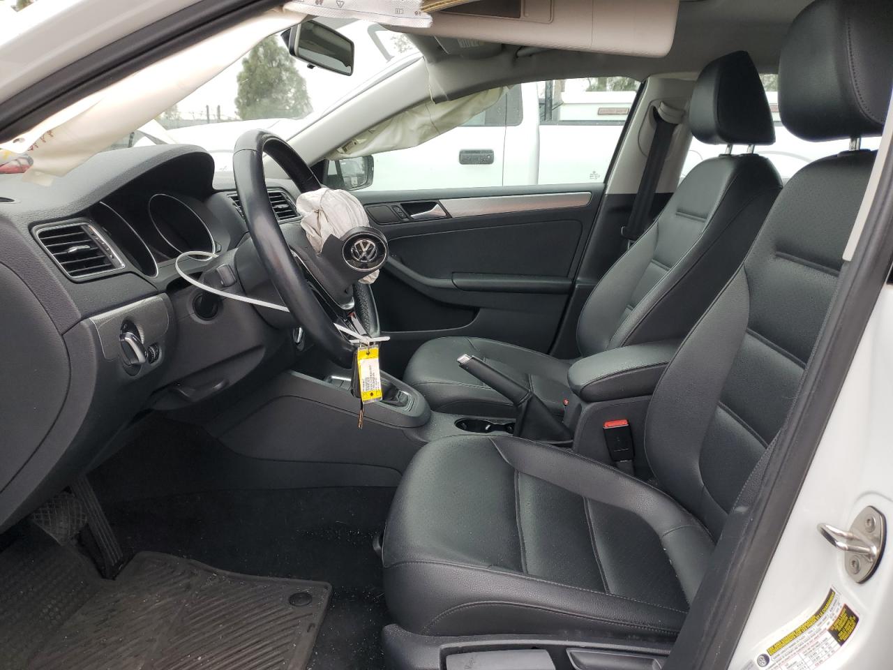 2017 Volkswagen Jetta - Image 7
