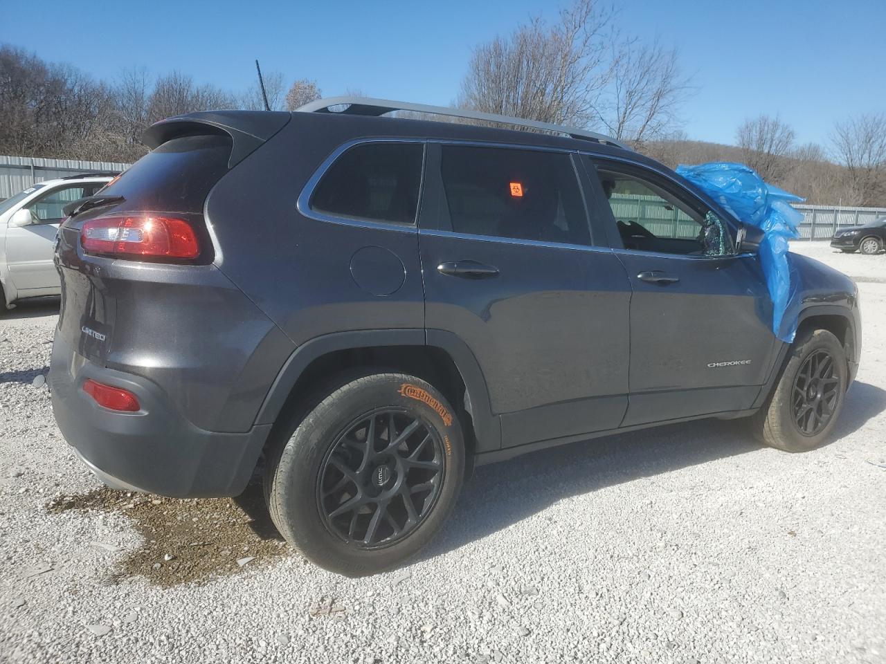 2017 Jeep Grand Cherokee - Image 3