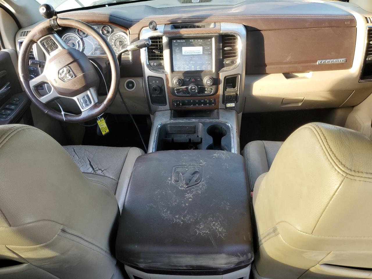 2017 RAM 3500 - Image 8