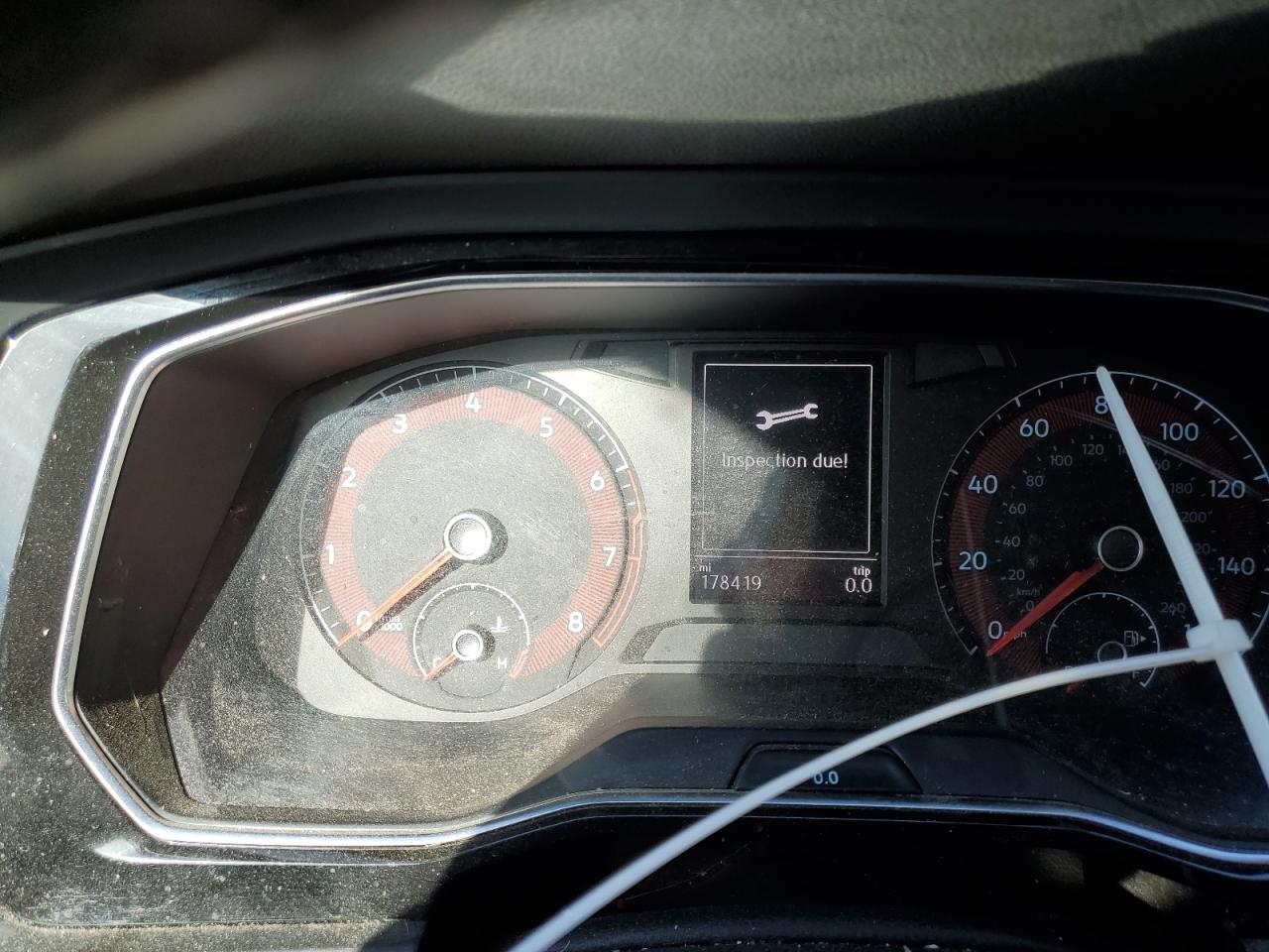 2019 Volkswagen Jetta - Image 9