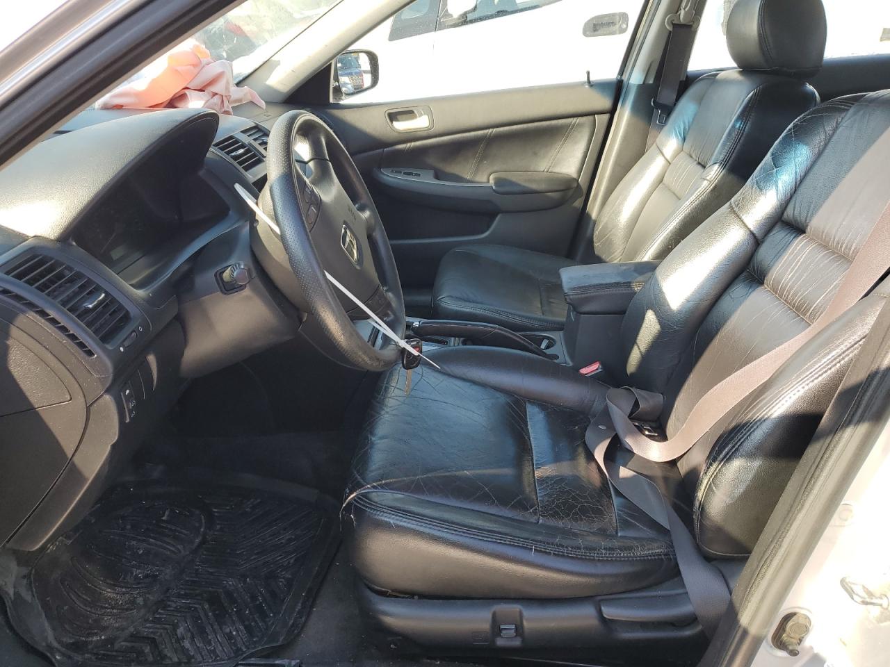 2003 Honda Accord - Image 7