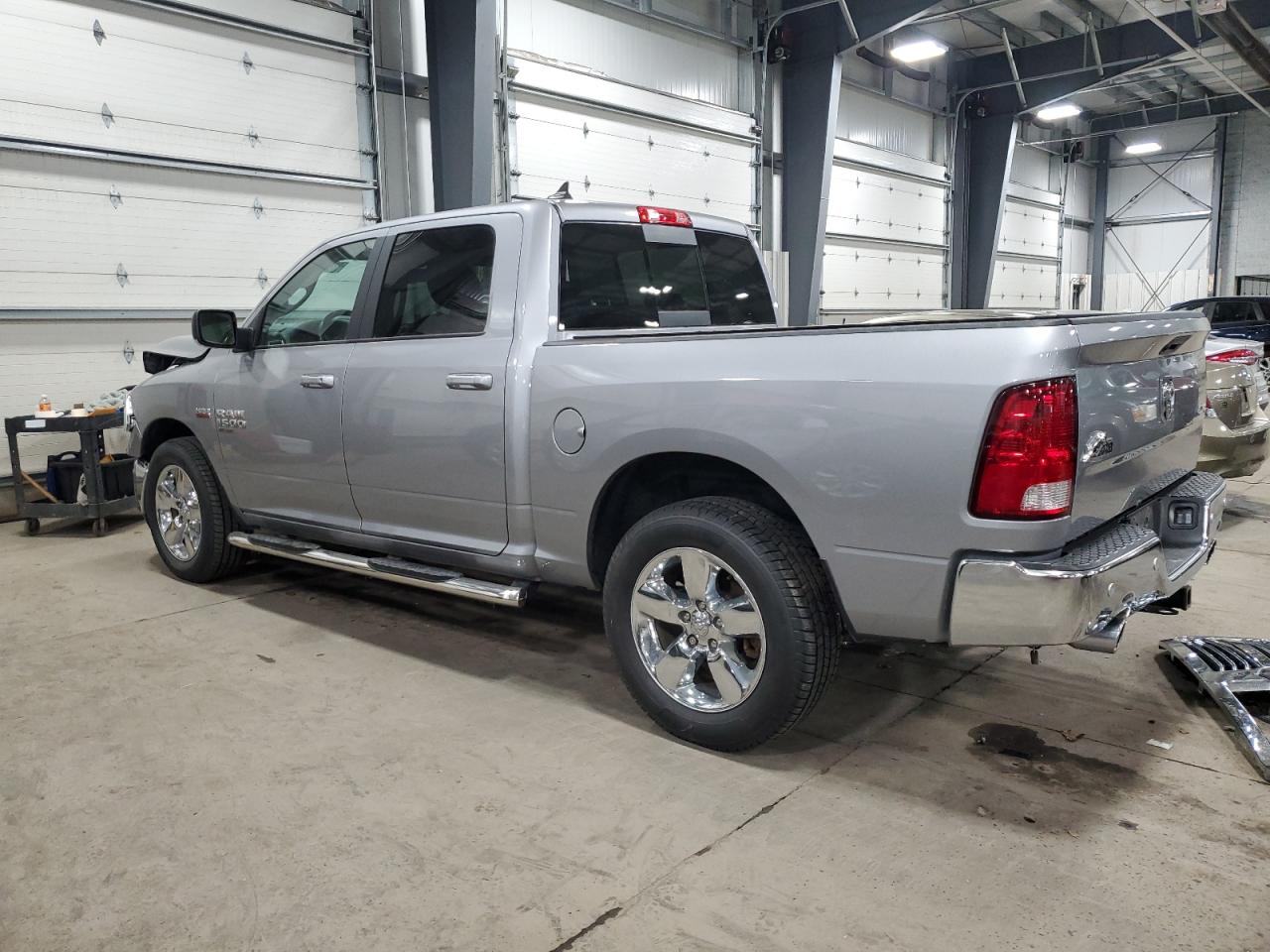 2019 RAM 1500 - Image 2