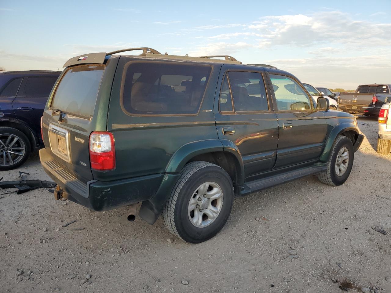 2002 Toyota 4Runner - Image 3