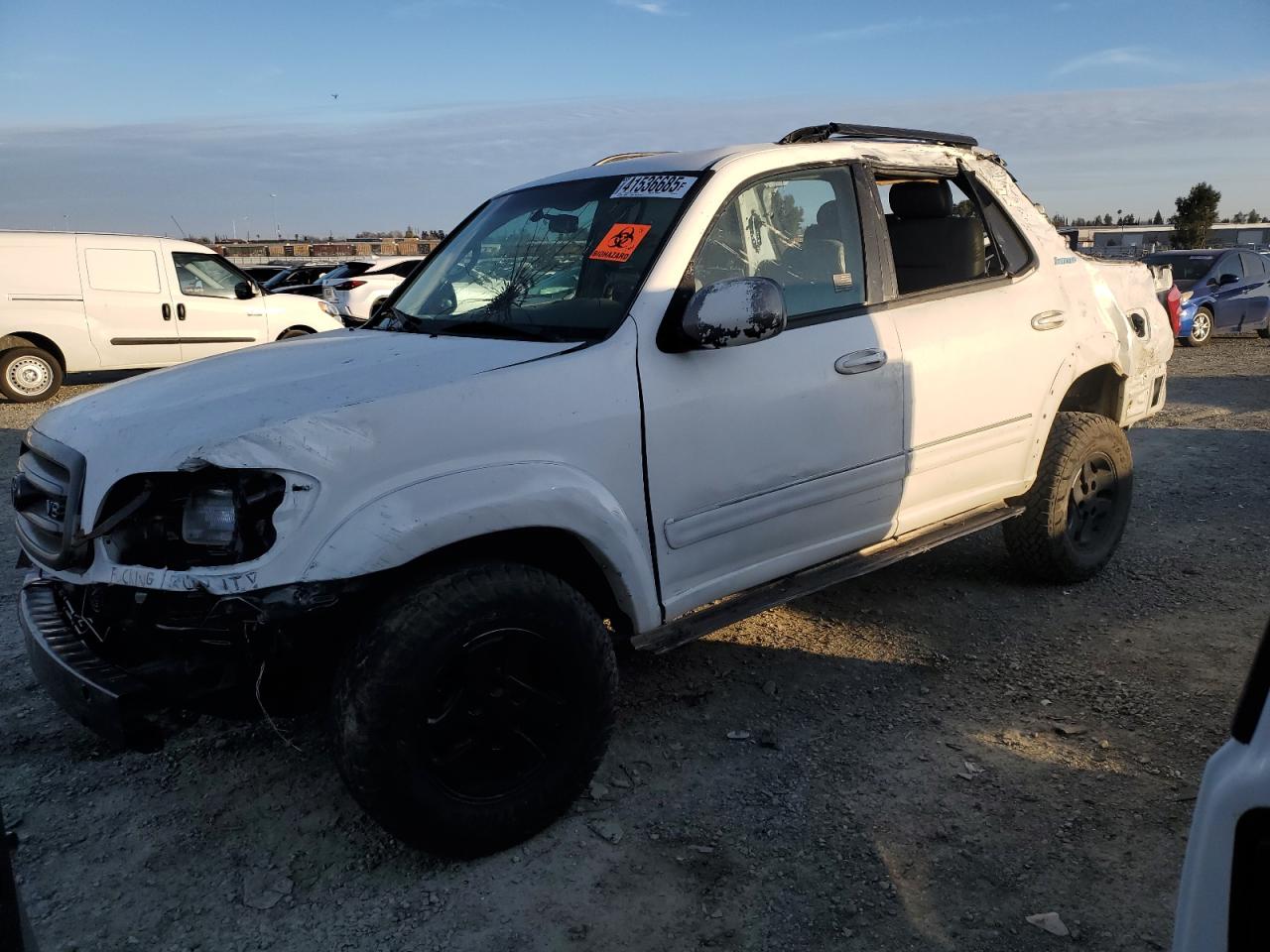 2002 Toyota Sequoia Limited за продажба в Antelope, CA - Vandalism