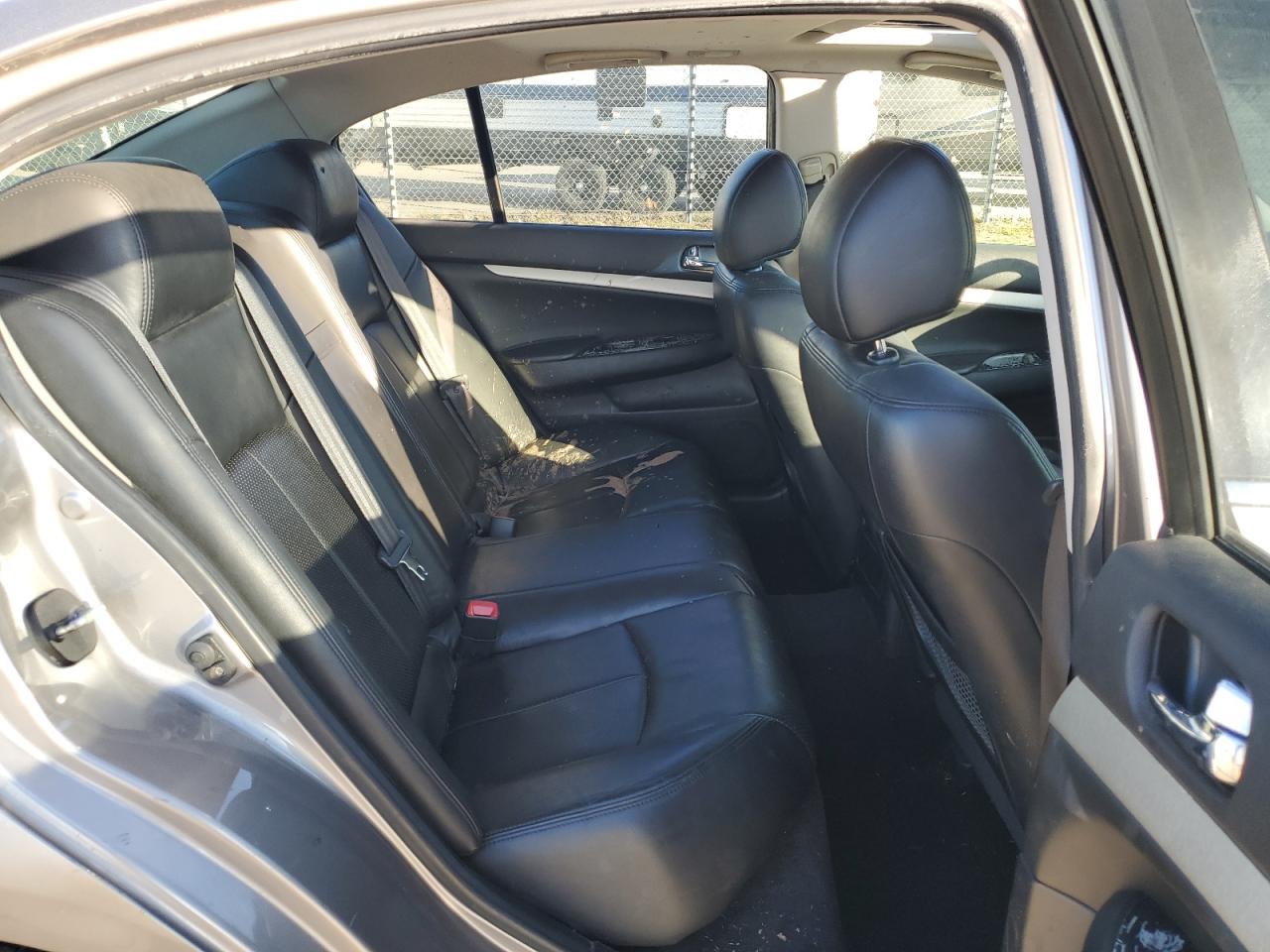 2007 Infiniti G - Image 10