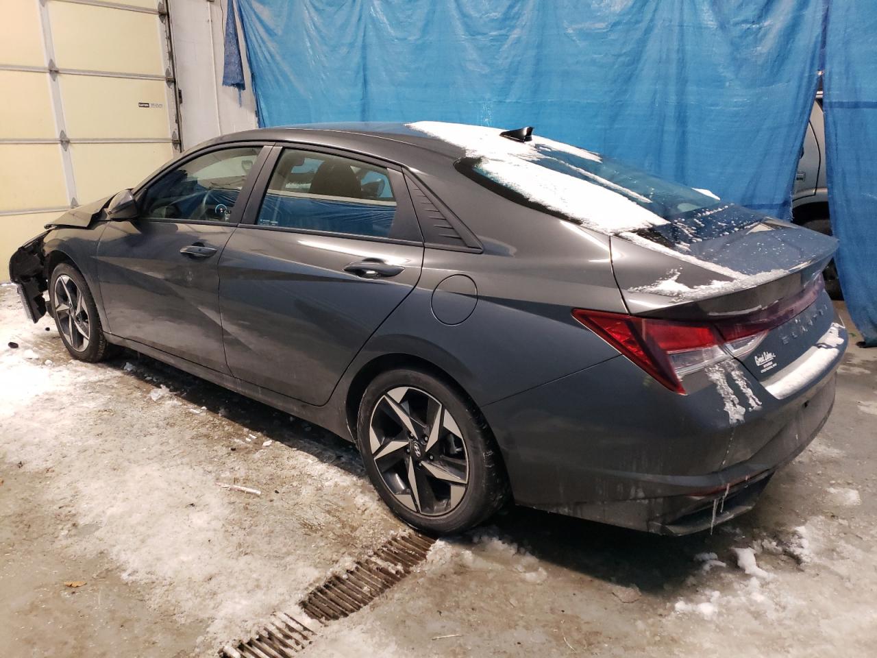 2023 Hyundai Elantra - Image 2