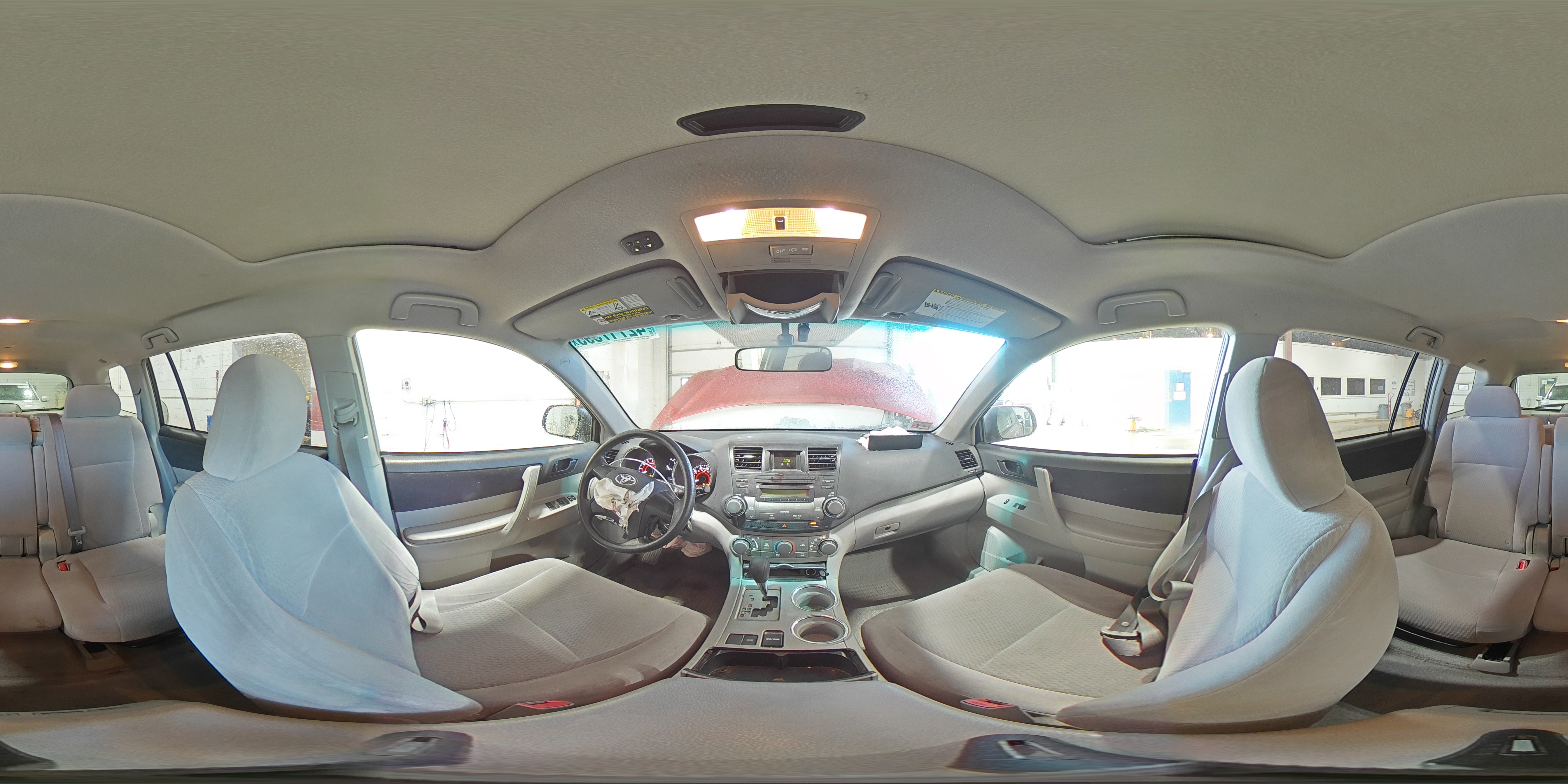 2009 Toyota Highlander - Image 13