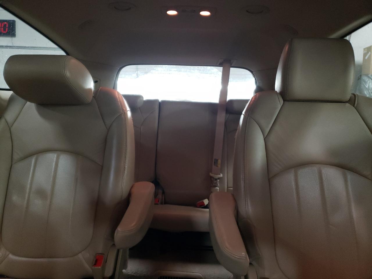 2011 Buick Enclave - Image 10