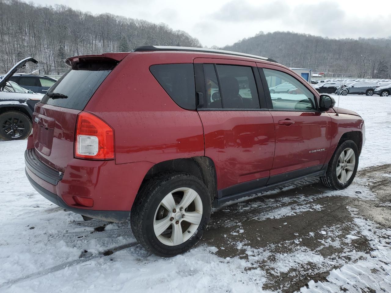 VIN 1C4NJDBB9DD231860 2013 JEEP COMPASS no.3