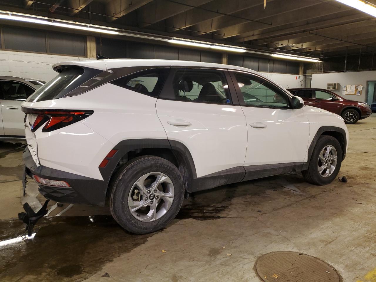 2023 Hyundai Tucson - Image 3