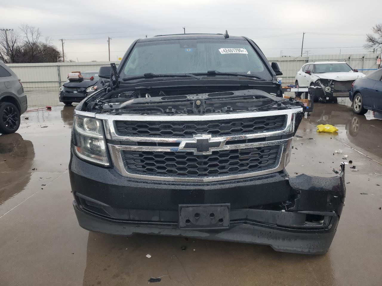 2019 Chevrolet Suburban - Image 5