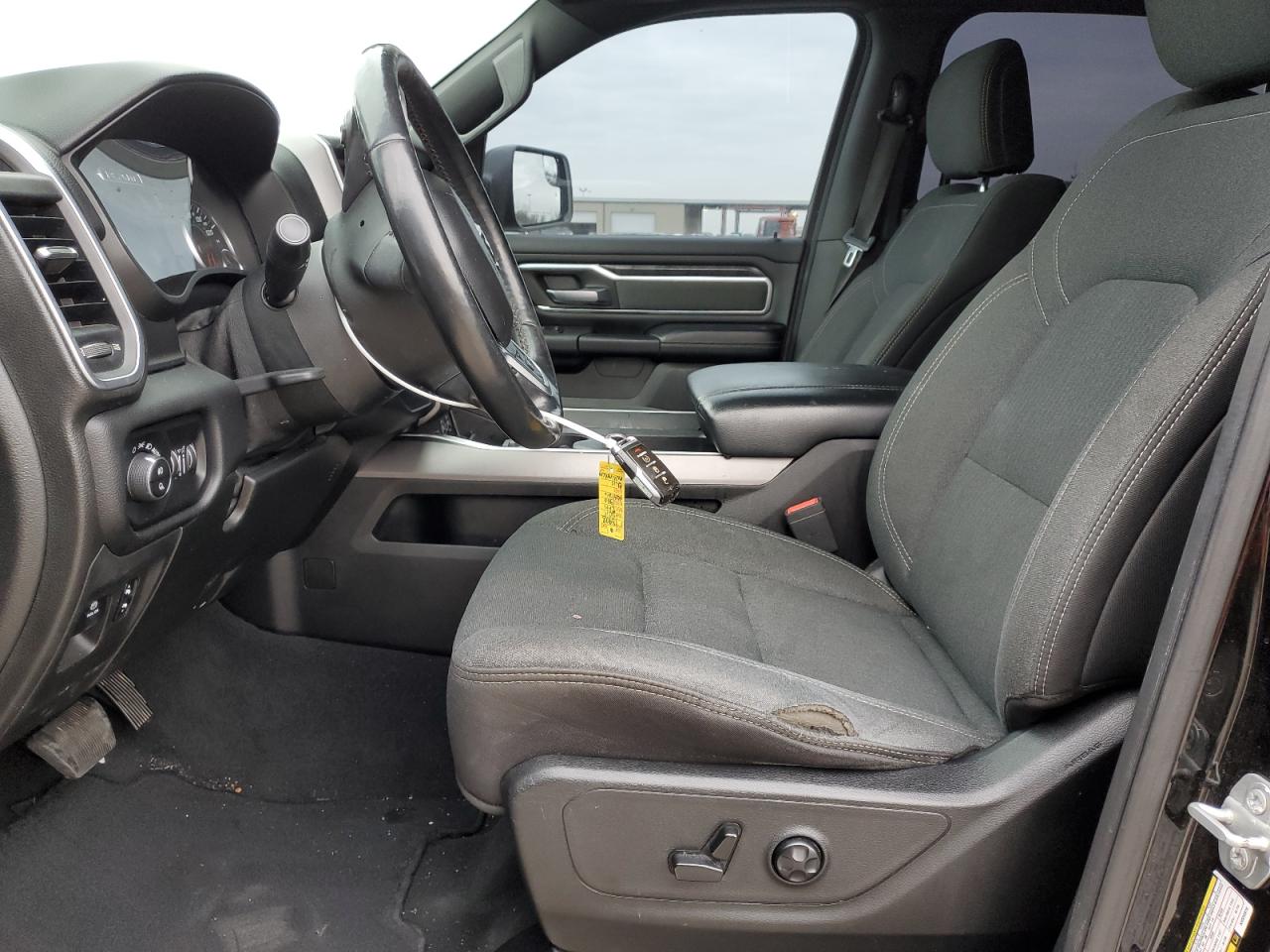 2019 RAM 1500 - Image 7