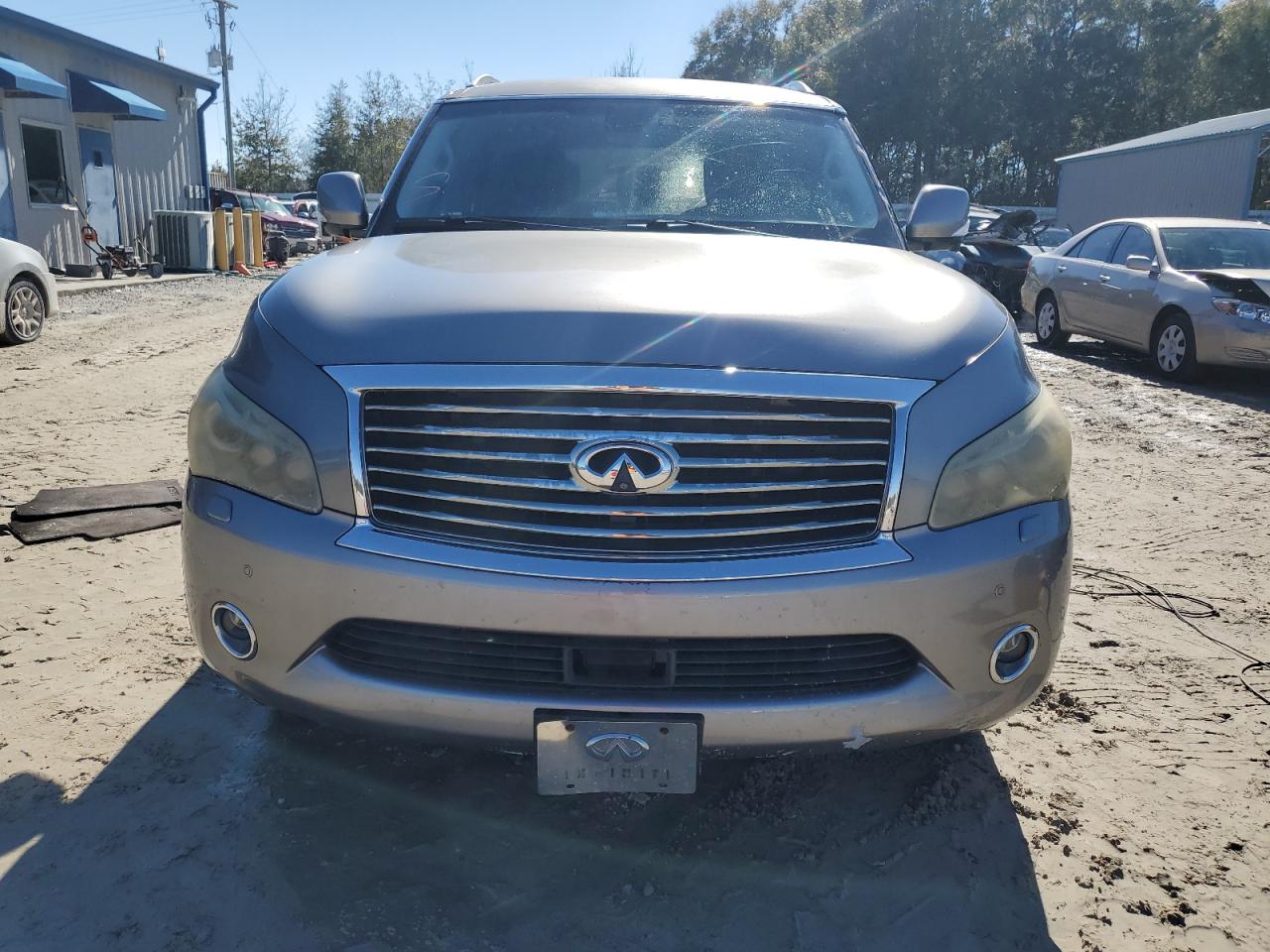 2011 Infiniti QX56 - Image 5