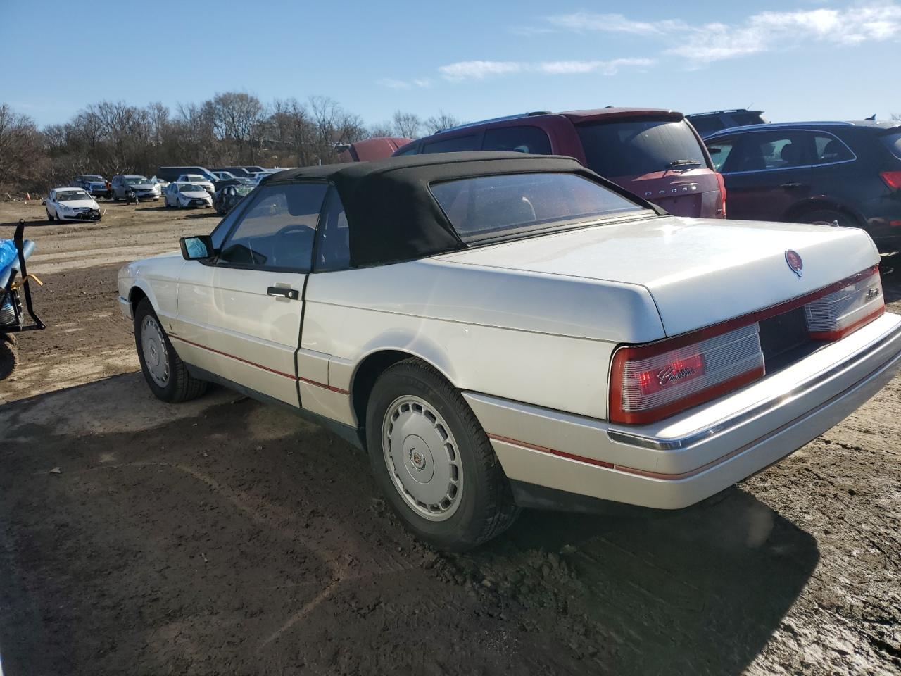 1990 Cadillac Allante - Image 2