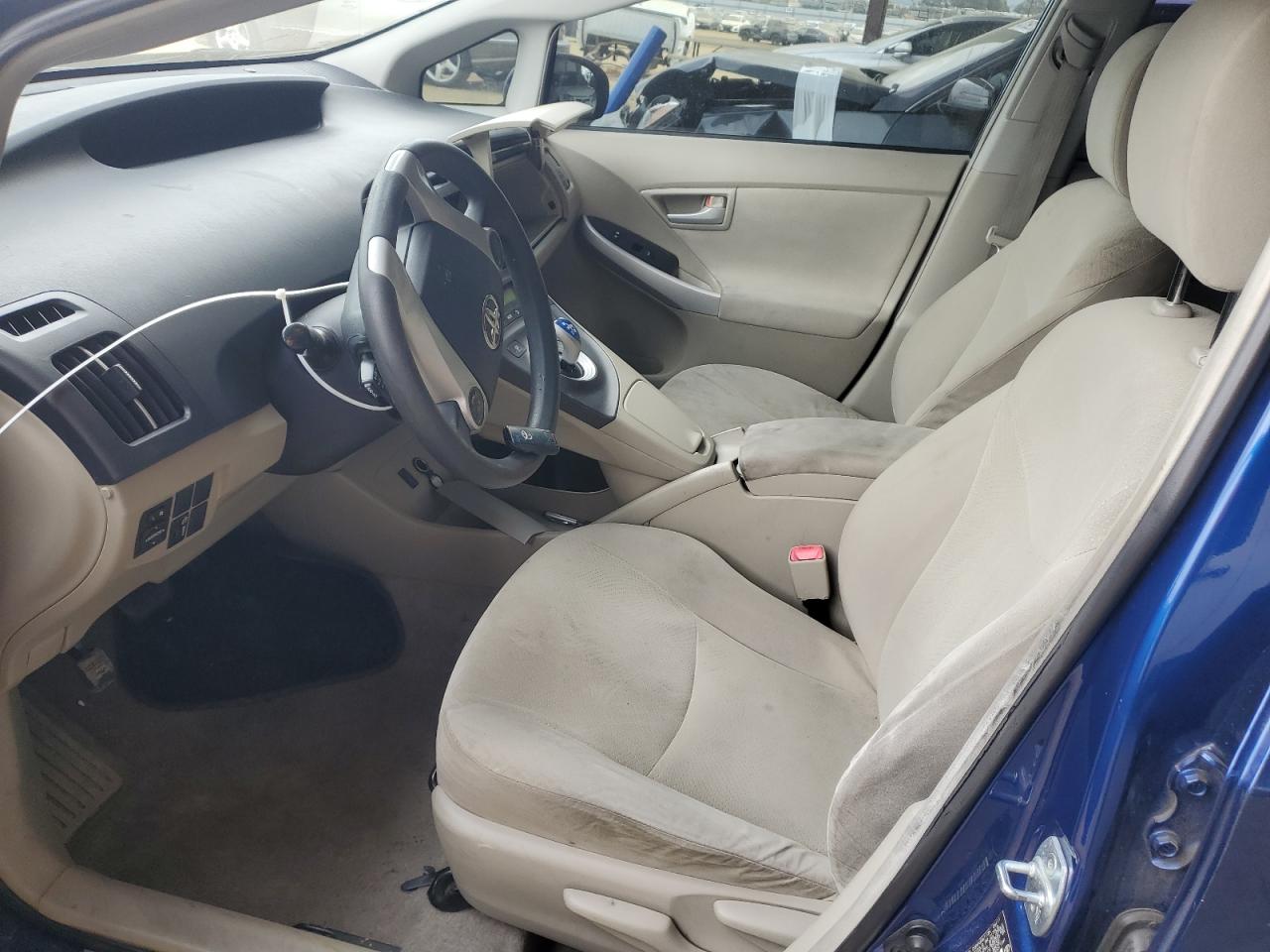 2011 Toyota Prius - Image 7