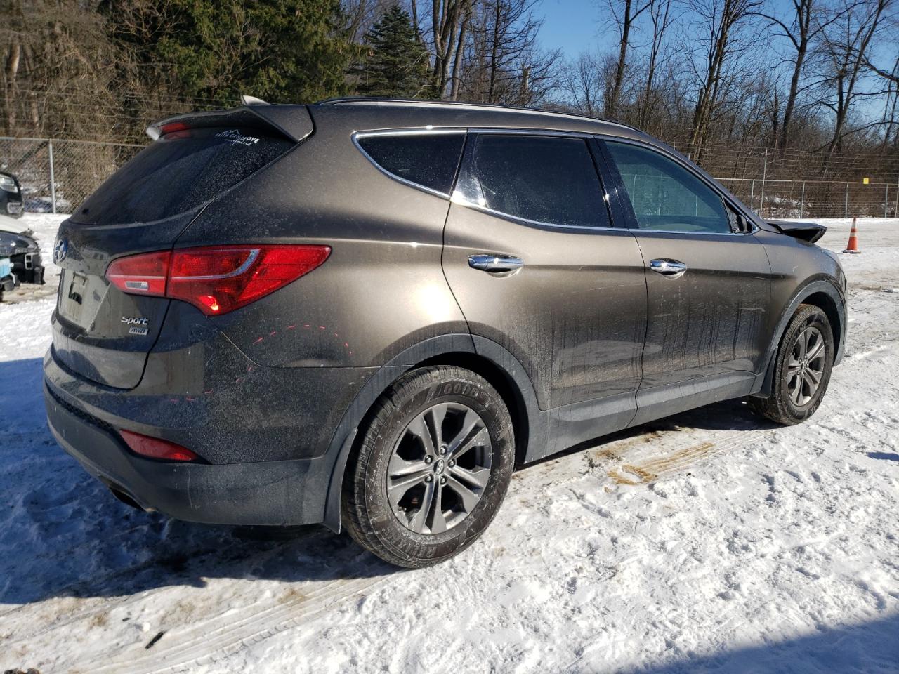 2014 Hyundai Santa Fe - Image 3