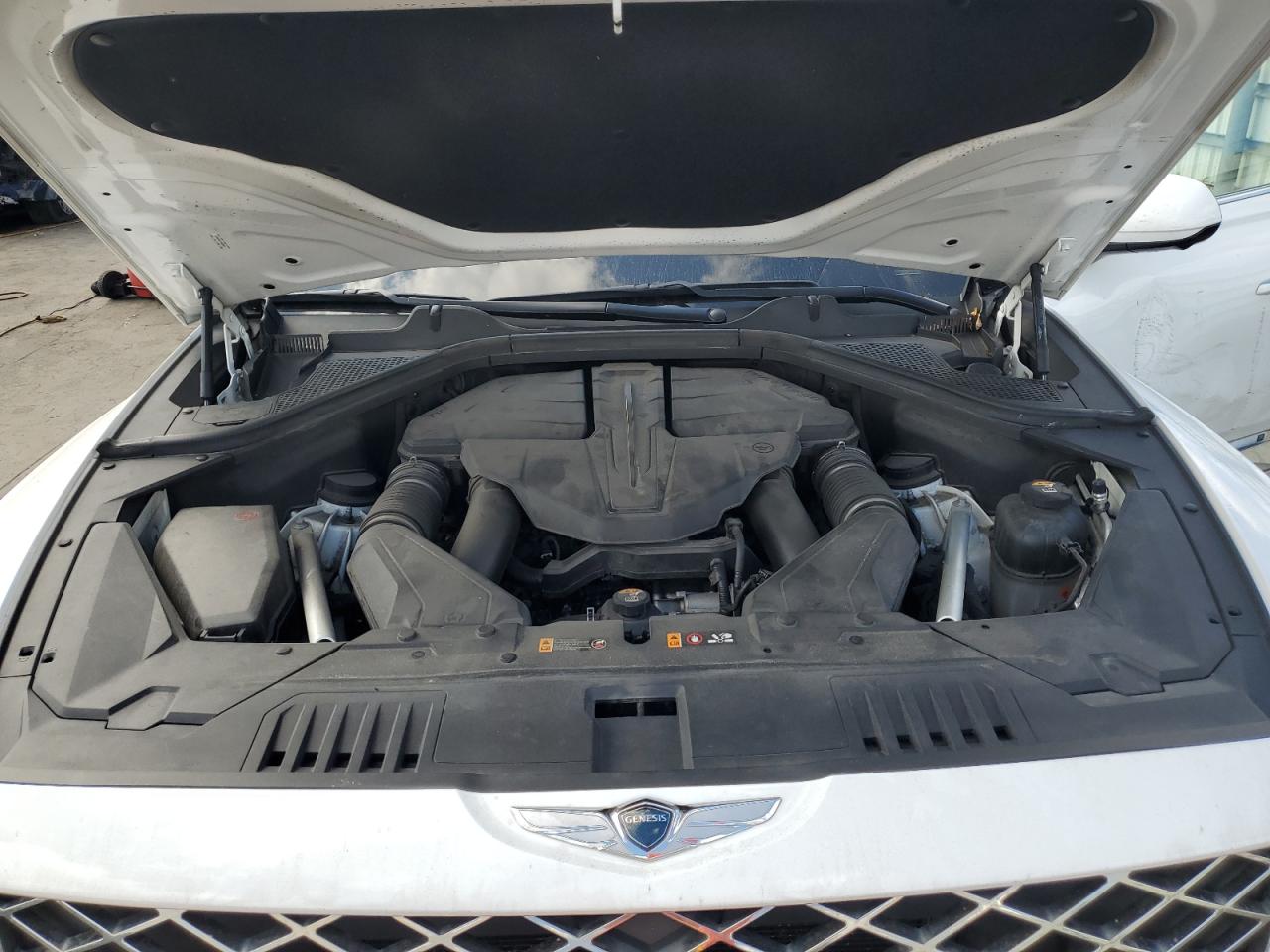 2021 Genesis GV80 - Image 13