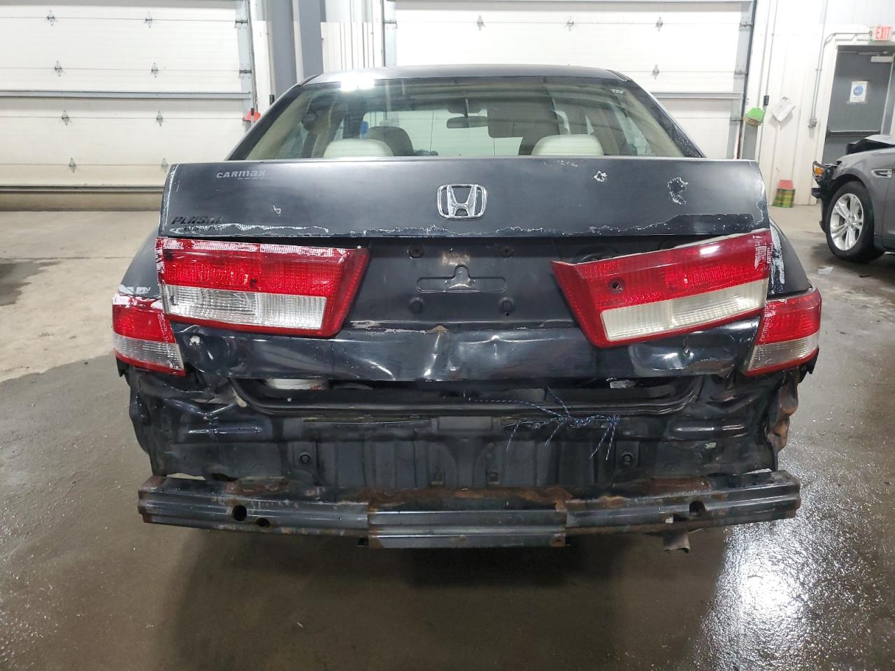2004 Honda Accord - Image 6
