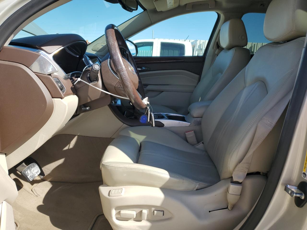2015 Cadillac SRX - Image 7