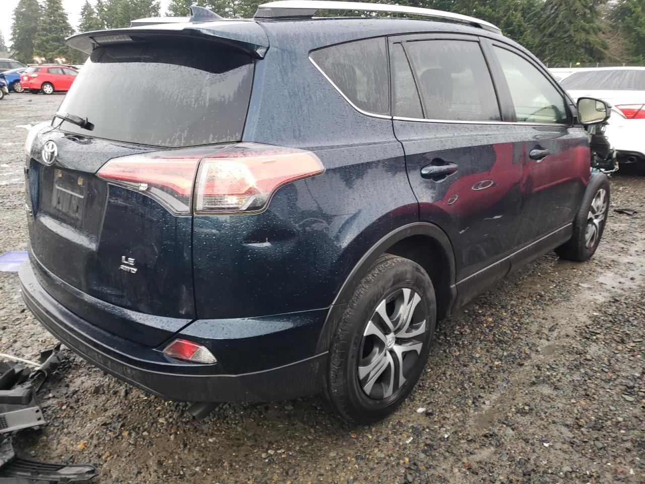 VIN JTMBFREV9HJ713873 2017 TOYOTA RAV4 no.3