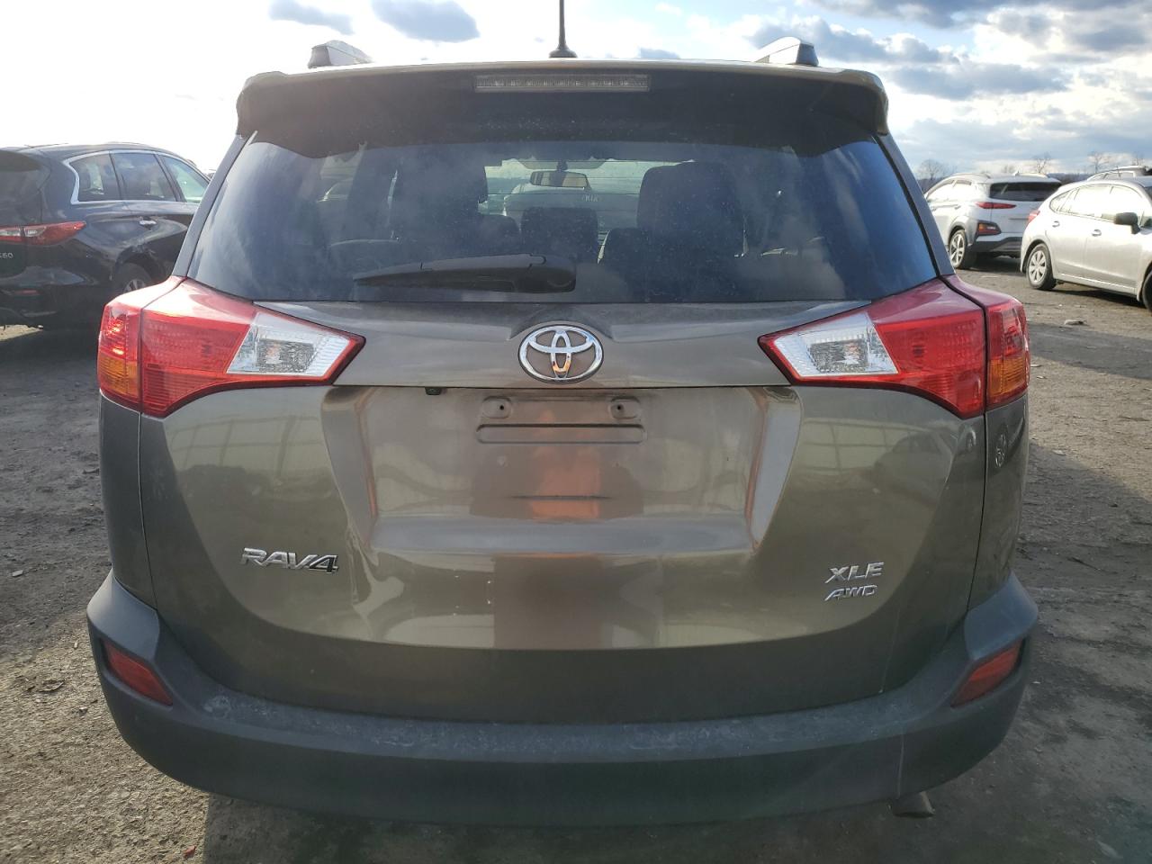 2014 Toyota RAV 4 - Image 6