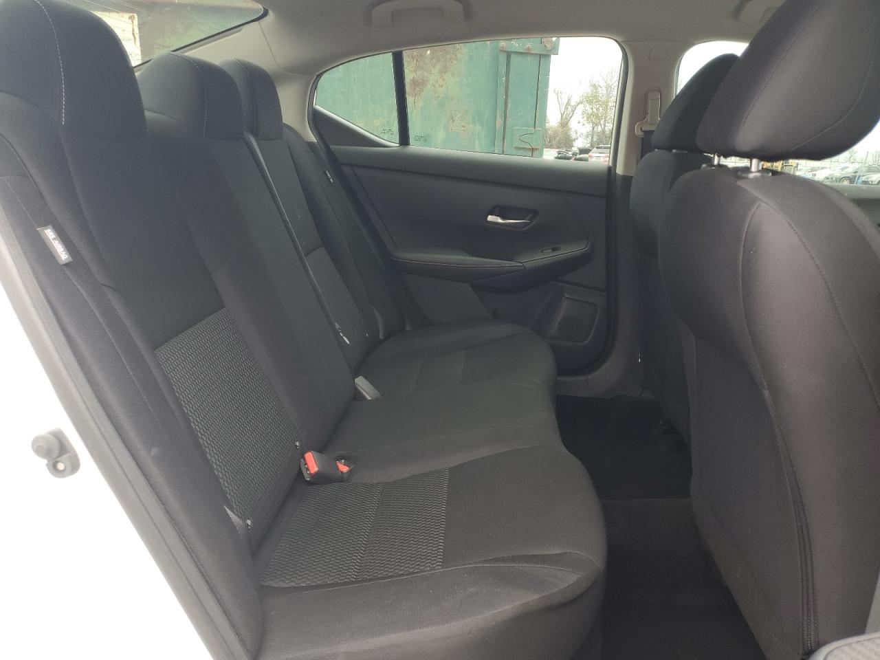 2021 Nissan Sentra - Image 10
