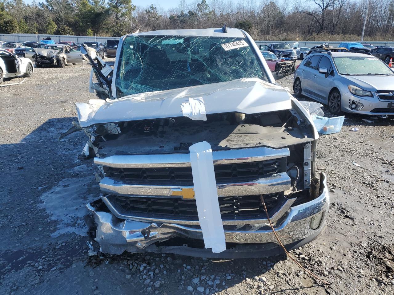 2016 Chevrolet Silverado - Image 5