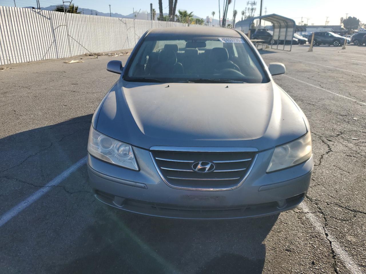 2009 Hyundai Sonata - Image 5