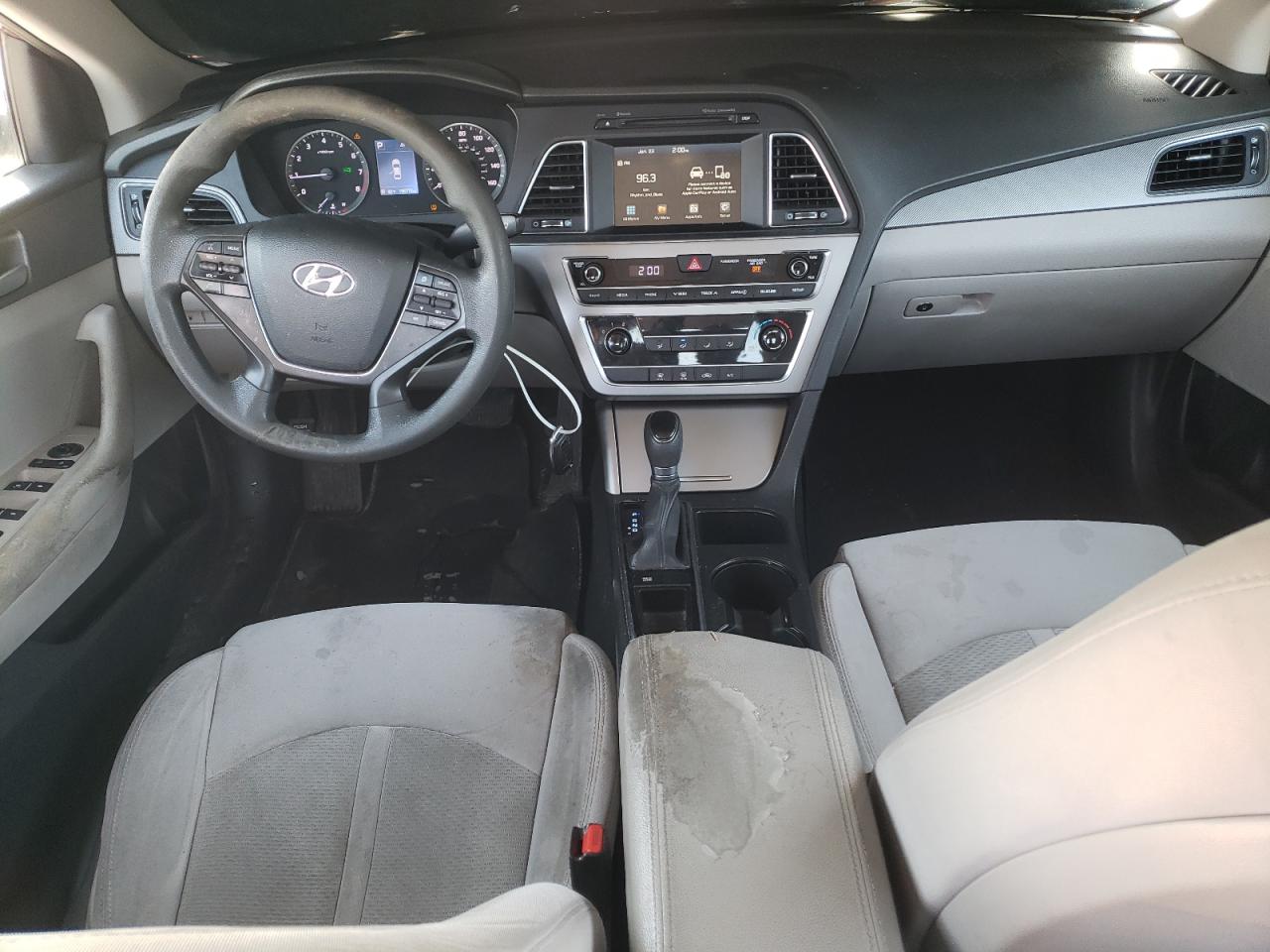 2016 Hyundai Sonata - Image 8