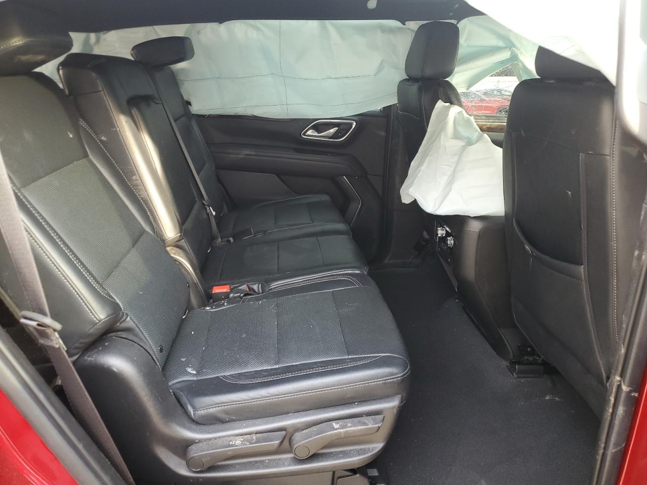 2022 GMC Yukon - Image 12