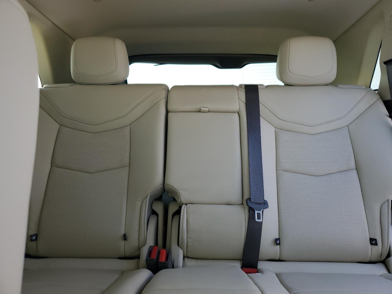 2020 Cadillac XT5 - Image 10