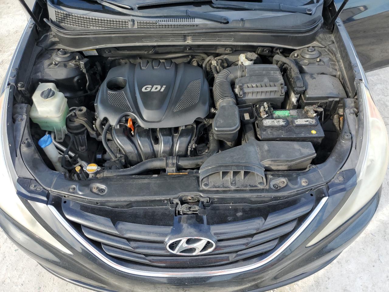 2011 Hyundai Sonata - Image 13