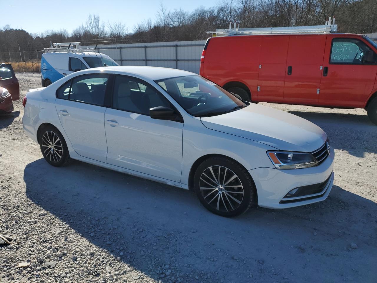 2015 Volkswagen Jetta - Image 4