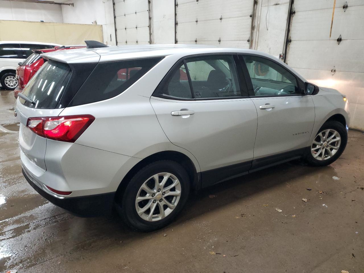 2GNAXHEV0J6308028 CHEVROLET EQUINOX 2018