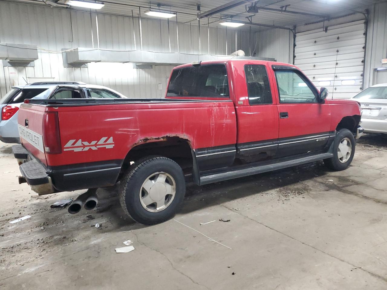 1993 Chevrolet GMT-400 - Image 3