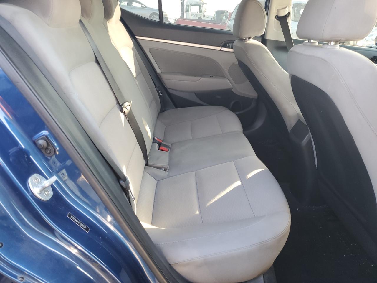 2020 Hyundai Elantra - Image 10