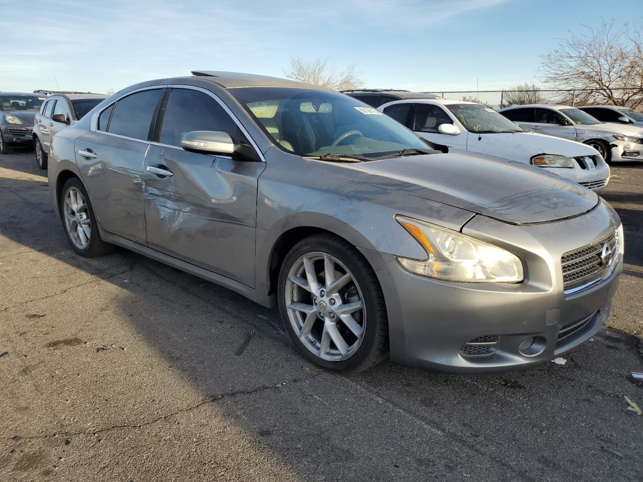 2009 Nissan Maxima - Image 4