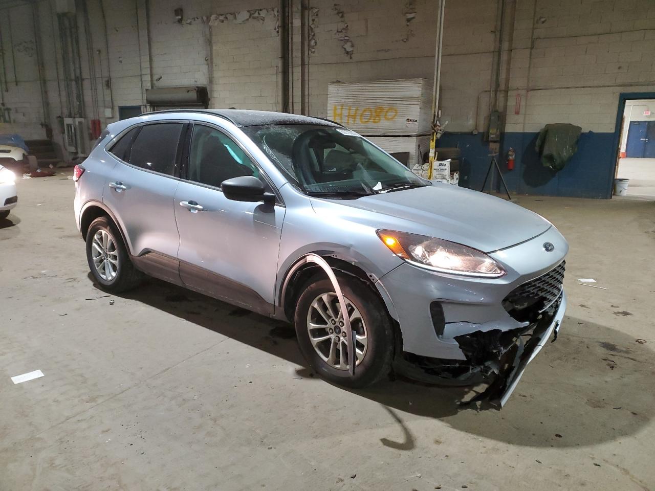 2022 Ford Escape - Image 4