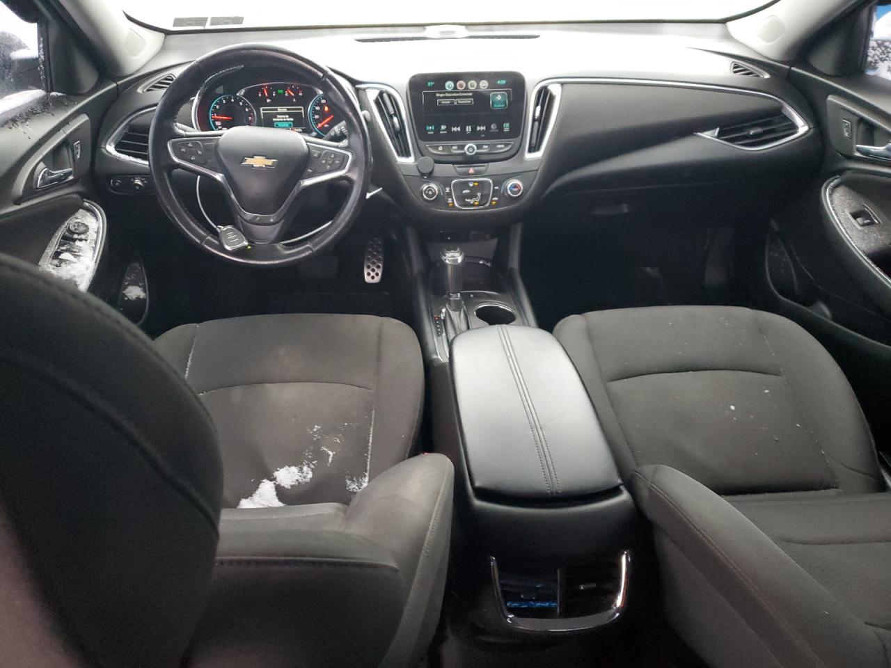 2016 Chevrolet Malibu - Image 8