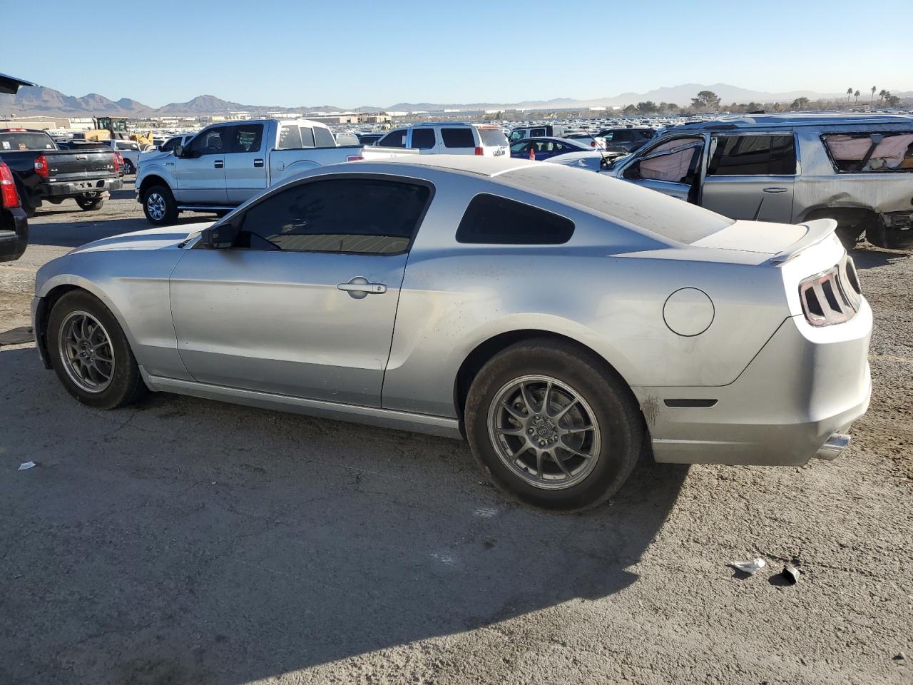 2014 Ford Mustang - Image 2