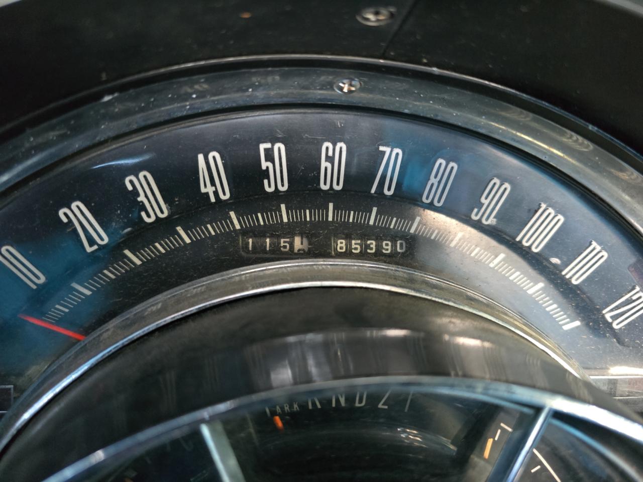 1966 Chrysler Newport VIN: CL27G63287565 Lot: 87765655