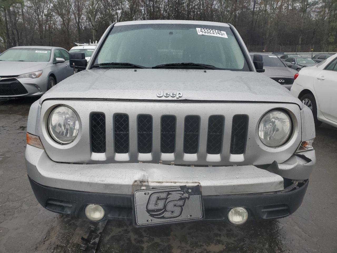 2012 Jeep Liberty (Patriot) - Image 5
