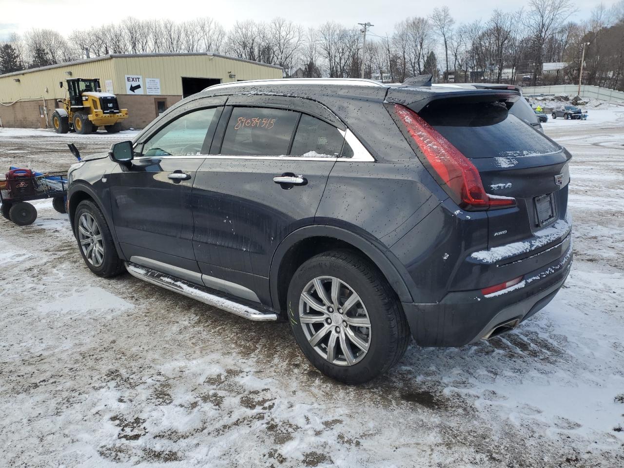2022 Cadillac XT4 - Image 2