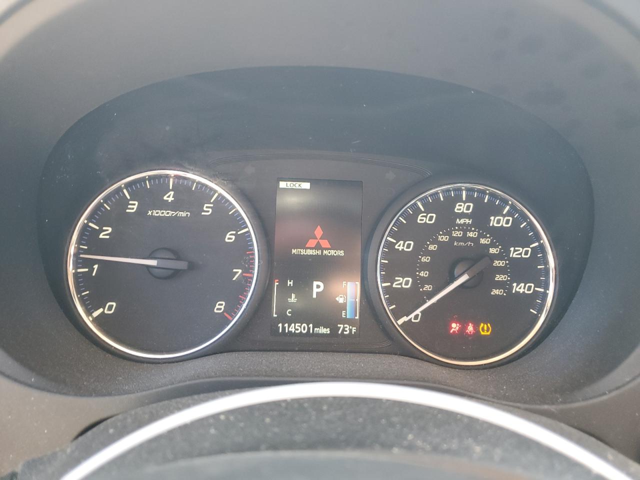 2016 Mitsubishi Outlander - Image 9