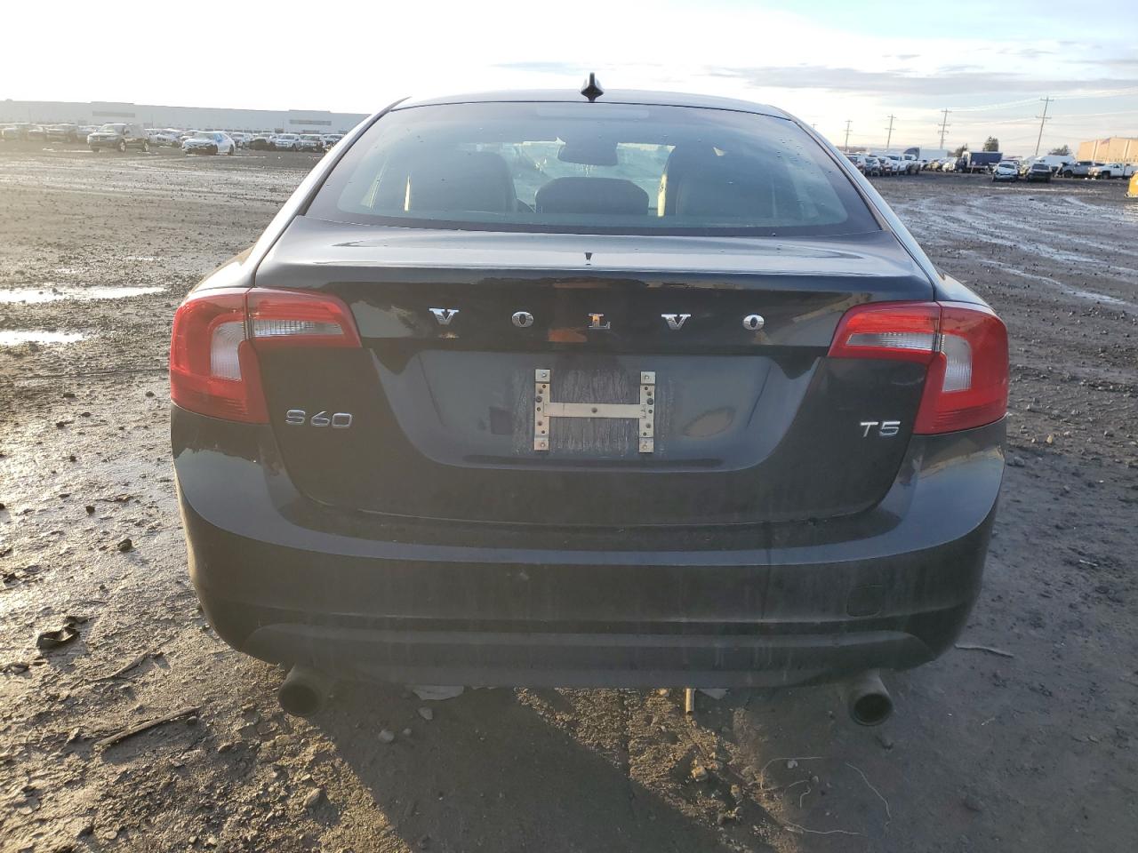 VIN YV1612FS0D2201493 2013 VOLVO S60 no.6