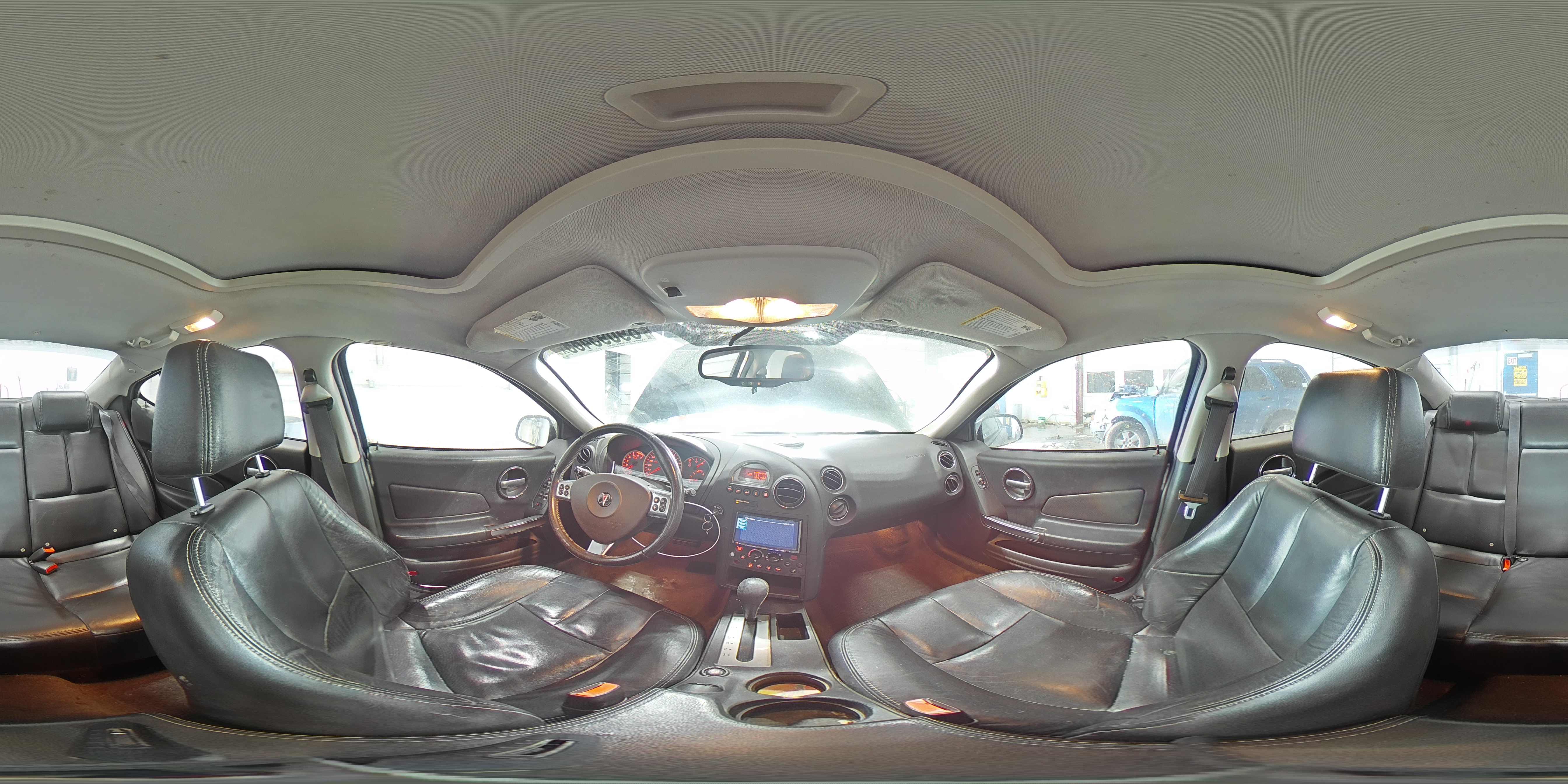 2007 Pontiac Grand Prix - Image 12